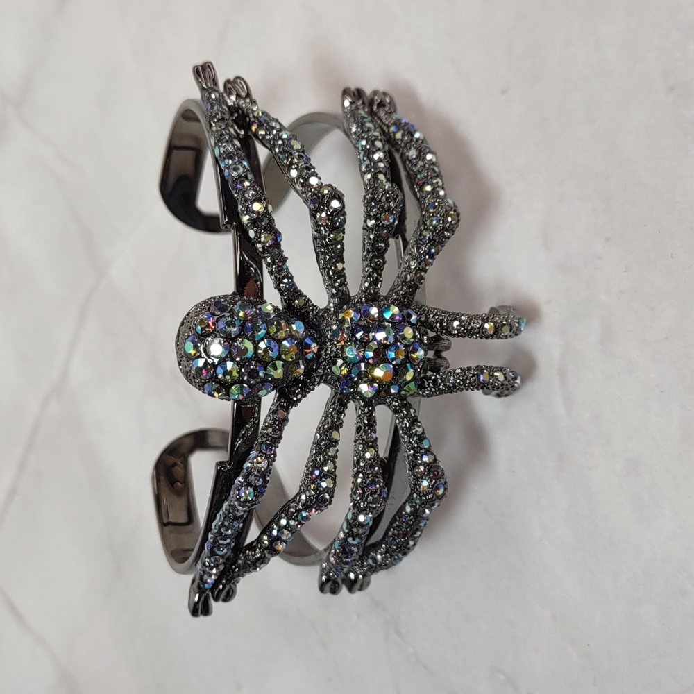 Kirk's Folly Enchanted Aurora Borealis Spider Bracelet - Picture 4 of 10